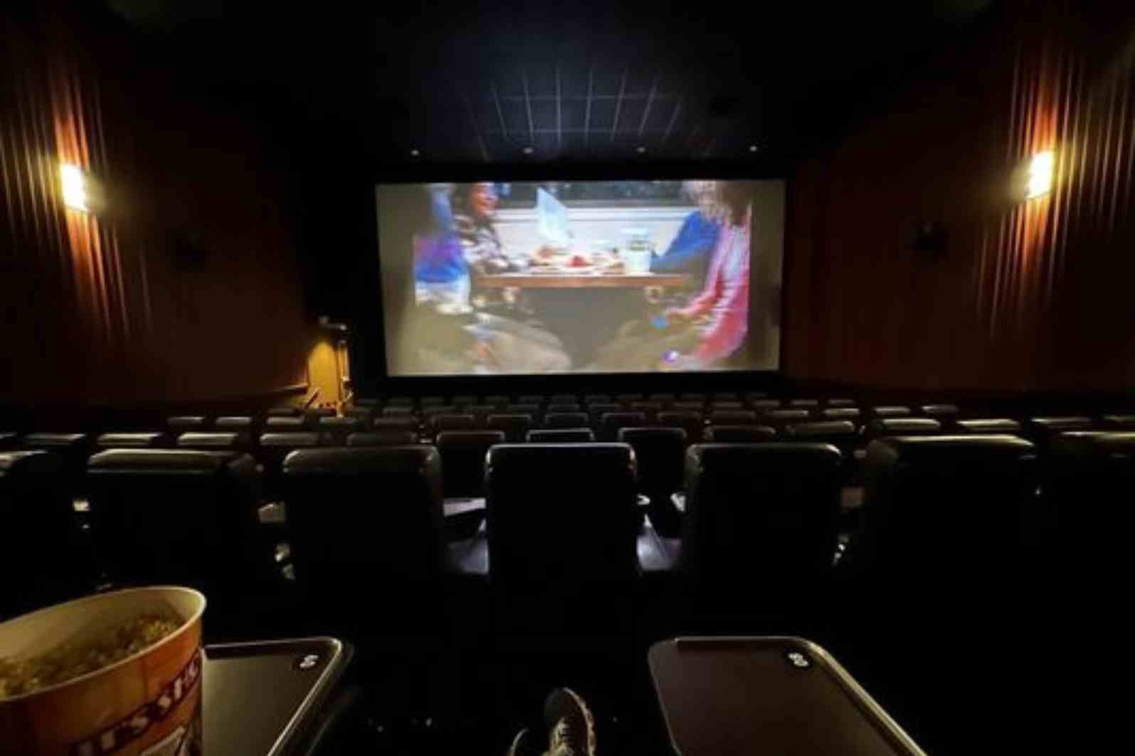 cinemark river hills mall movies 8