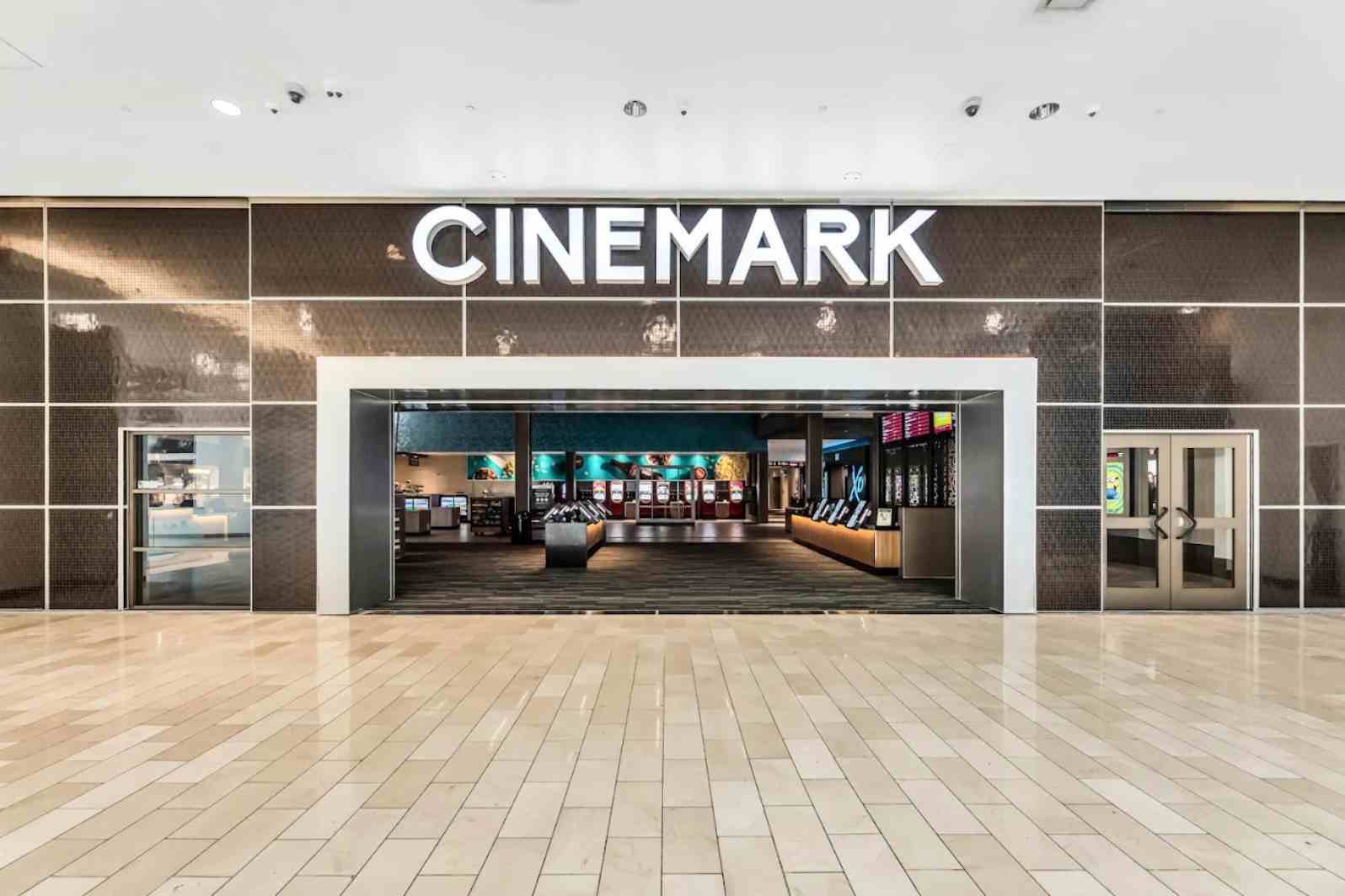 cinemark roseville galleria mall and xd