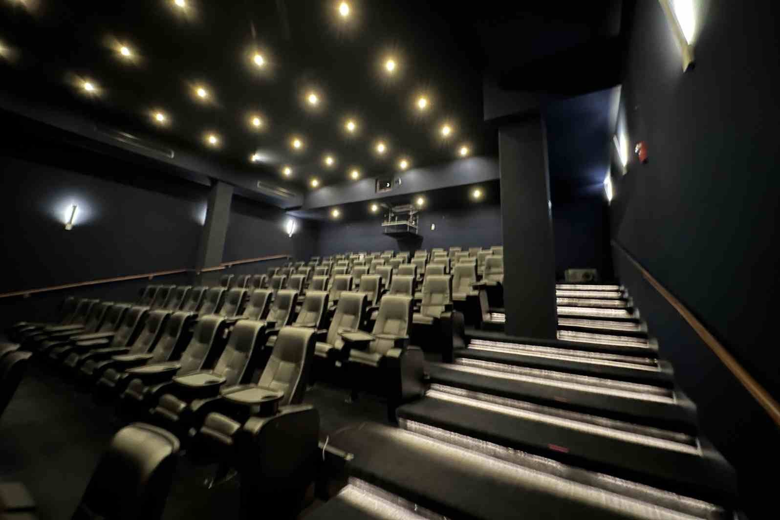 look dine-in cinemas w57