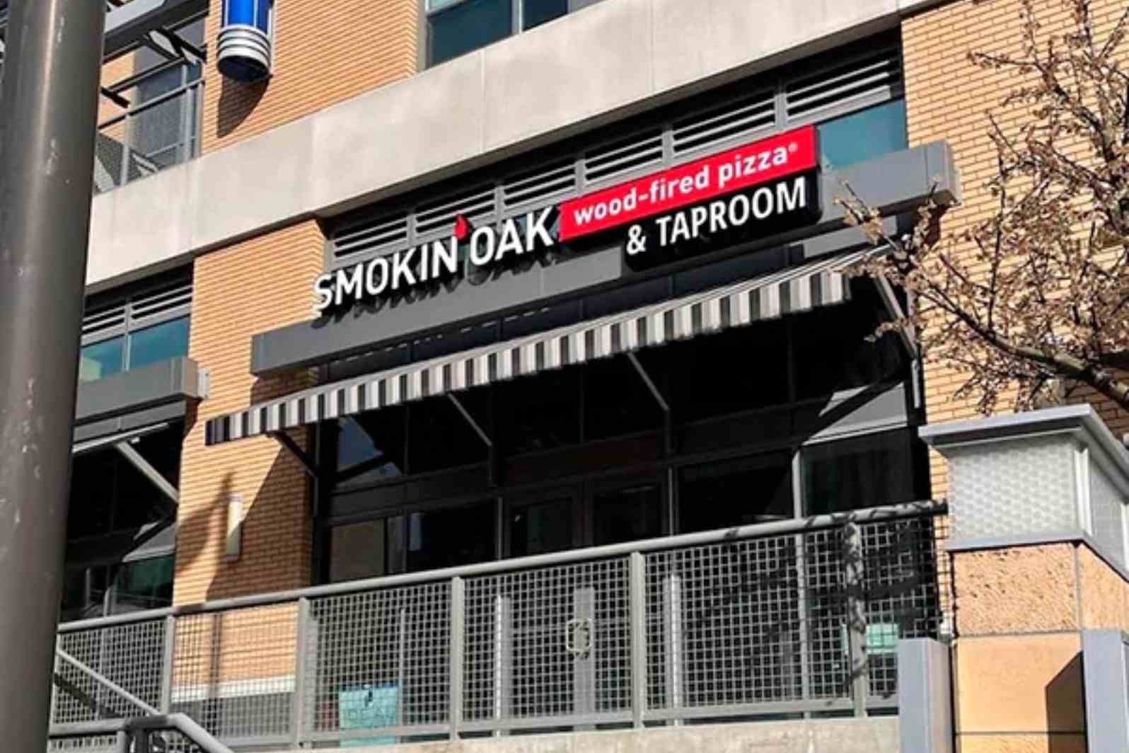 smokin' oak wood-fired pizza and taproom