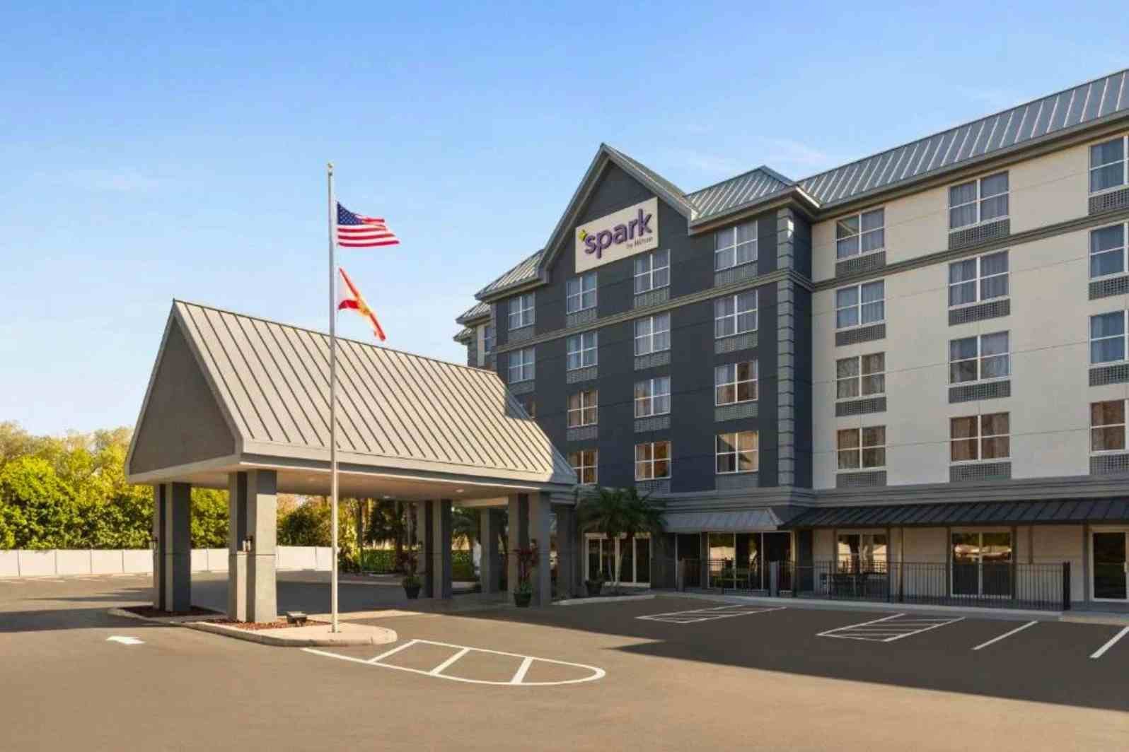 spark by hilton orlando universal blvd