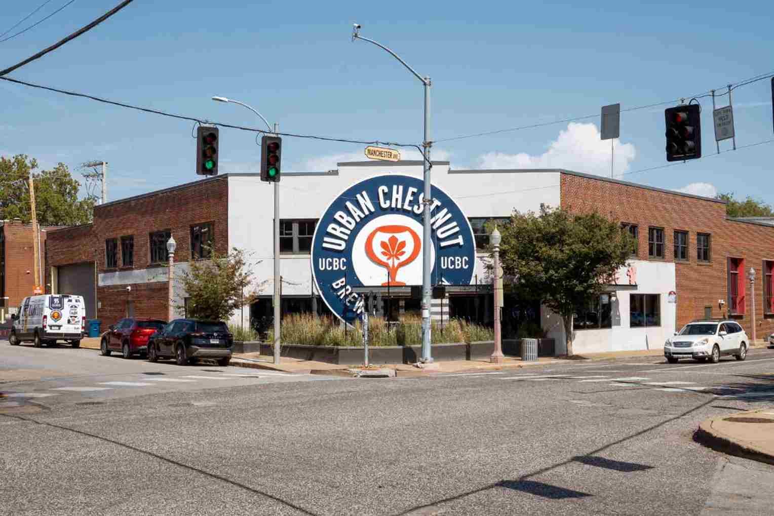 urban chestnut grove brewery and bierhall